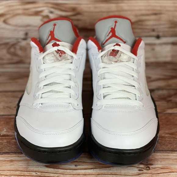 Nike Air Jordan V Low Golf Shoes  CU4523-100 Men’s 8 Brand New Sneakers Athletic main image 4